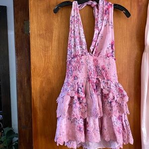 Deanna Halter embroidered mini dress 💕